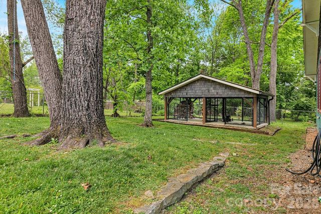 49 Miner Street, Brevard, NC 28712