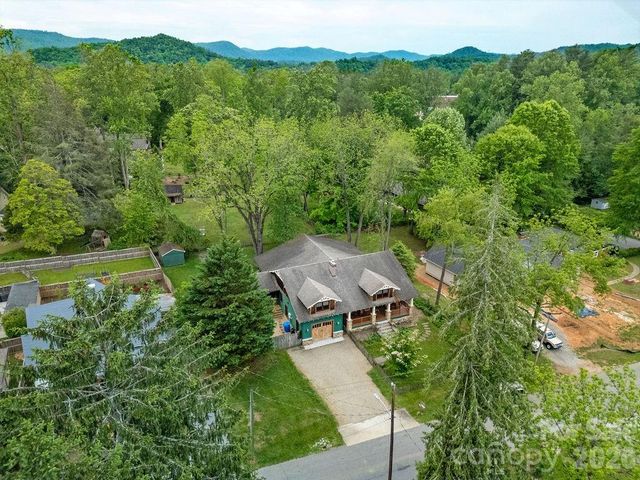 49 Miner Street, Brevard, NC 28712