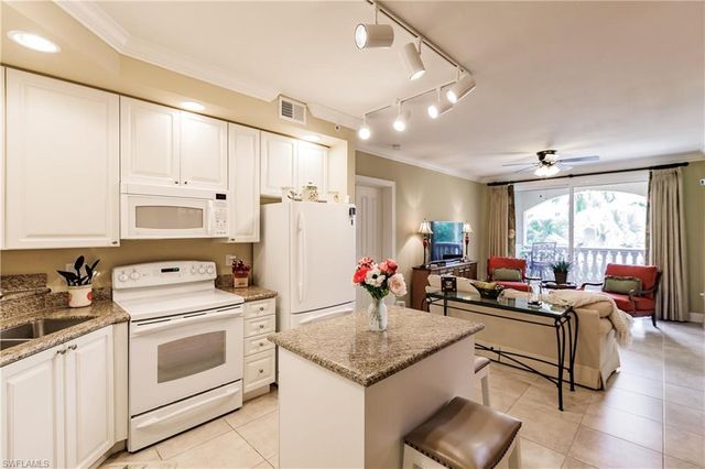 2825 Palm Beach BLVD # 214, Fort Myers, FL 33916