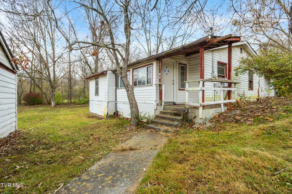 1667 Bristol Caverns Highway, Bristol, TN 37620