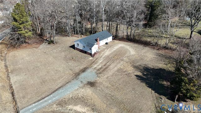 7232 Walnut Grove Dr, Mechanicsville, VA 23111