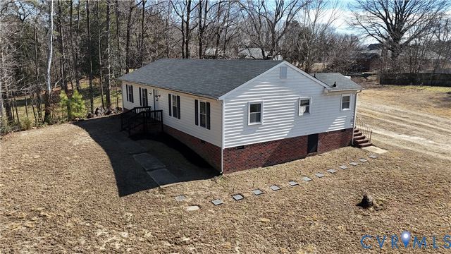 7232 Walnut Grove Dr, Mechanicsville, VA 23111