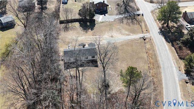 7232 Walnut Grove Dr, Mechanicsville, VA 23111