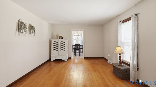 7232 Walnut Grove Dr, Mechanicsville, VA 23111