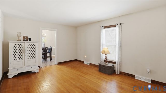 7232 Walnut Grove Dr, Mechanicsville, VA 23111