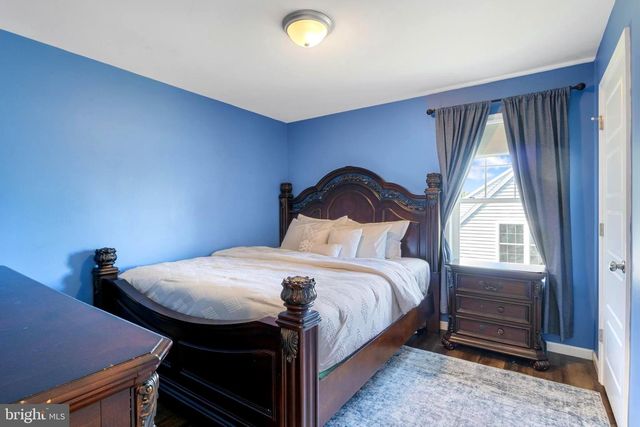 645 N PIER DR, Lancaster, PA 17603