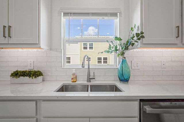 28436 GRASSLAND RANCH LANE, Wesley Chapel, FL 33543