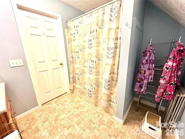386 Groves Road, Union Mills, NC 28167