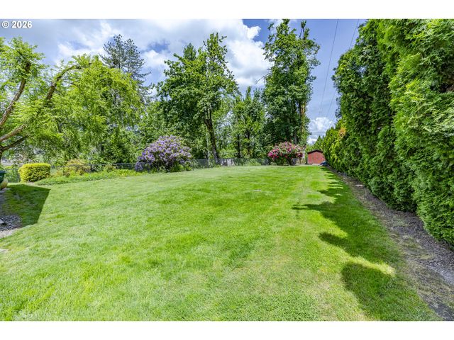 40211 DEERHORN Rd, Springfield, OR 97478