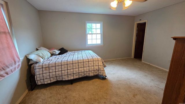 109 Concord Circle, Jacksonville, AR 72076