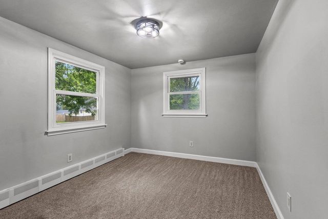 2389 HAMPTON AVENUE, Green Bay, WI 54311