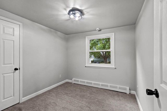 2389 HAMPTON AVENUE, Green Bay, WI 54311