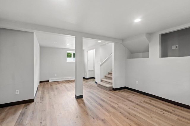 2389 HAMPTON AVENUE, Green Bay, WI 54311