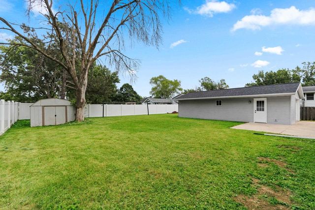 2389 HAMPTON AVENUE, Green Bay, WI 54311