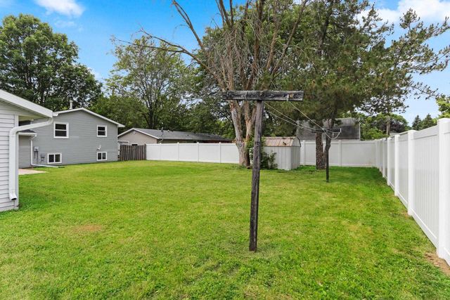 2389 HAMPTON AVENUE, Green Bay, WI 54311