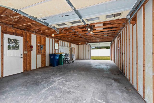 2389 HAMPTON AVENUE, Green Bay, WI 54311