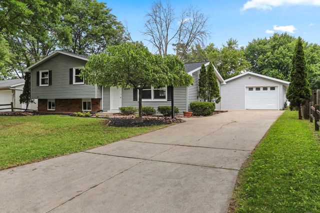 2389 HAMPTON AVENUE, Green Bay, WI 54311