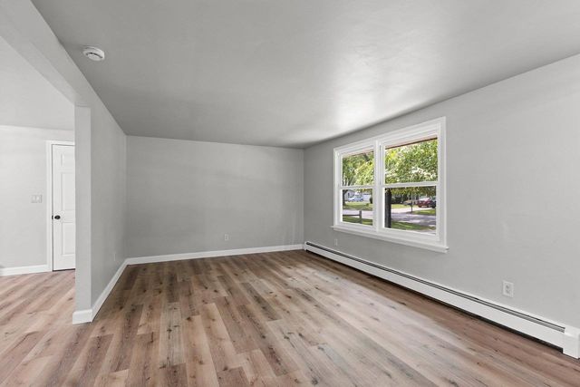 2389 HAMPTON AVENUE, Green Bay, WI 54311