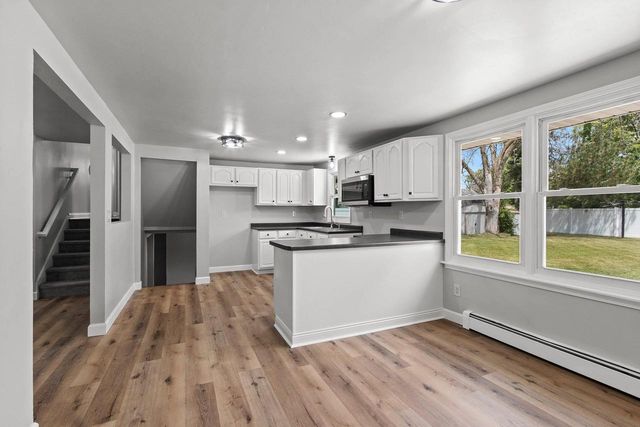 2389 HAMPTON AVENUE, Green Bay, WI 54311