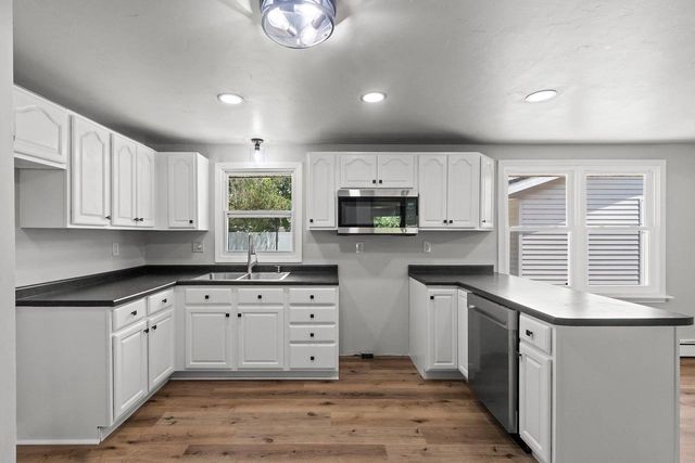 2389 HAMPTON AVENUE, Green Bay, WI 54311