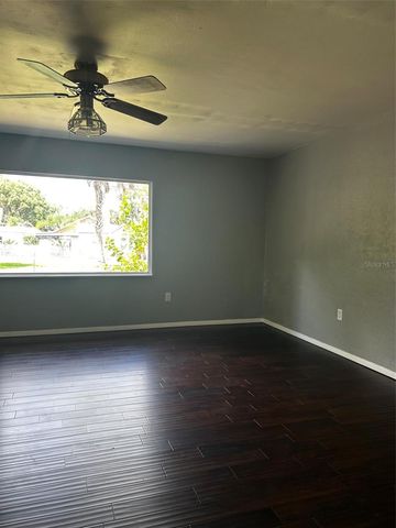 1030 E 4TH AVENUE, Mount Dora, FL 32757