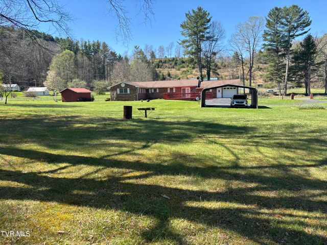 1867 Gentry Creek Road, Laurel Bloomery, TN 37680