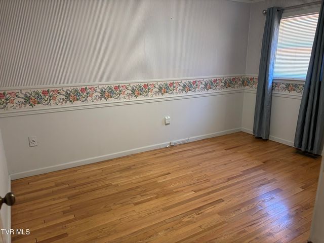 1867 Gentry Creek Road, Laurel Bloomery, TN 37680