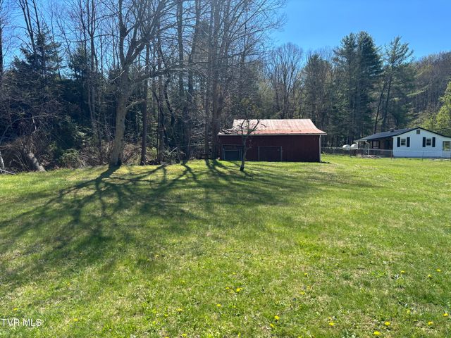 1867 Gentry Creek Road, Laurel Bloomery, TN 37680