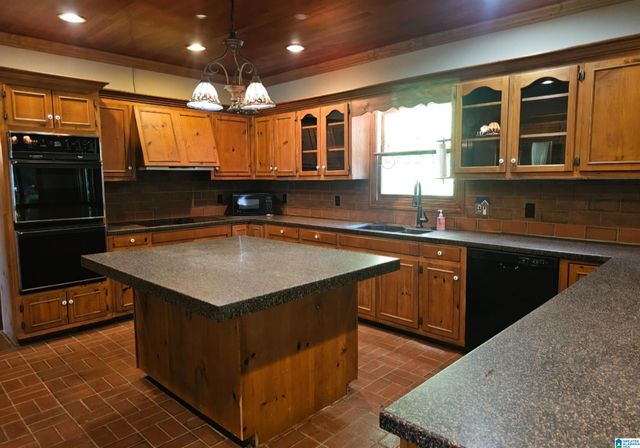 793 SHELTON SHORES DRIVE, Talladega, AL 35160