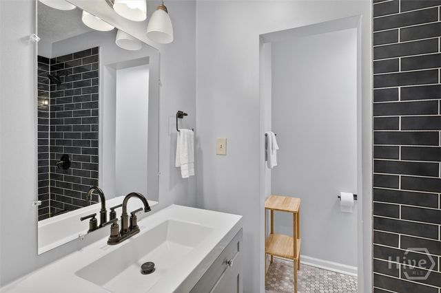 1923 Greenwood Street, Savannah, GA 31404