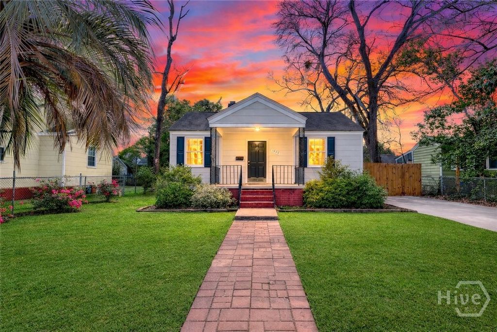 1923 Greenwood Street, Savannah, GA 31404