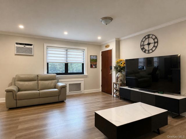 16028 16th Avenue 6-301, Whitestone, NY 11357