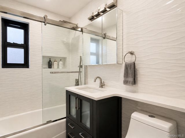 16028 16th Avenue 6-301, Whitestone, NY 11357