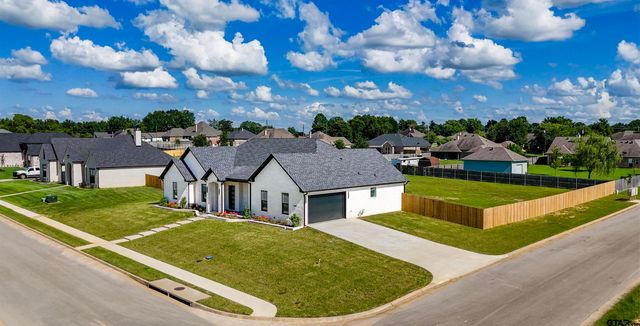 11451 Tucker Circle, Flint, TX 75762