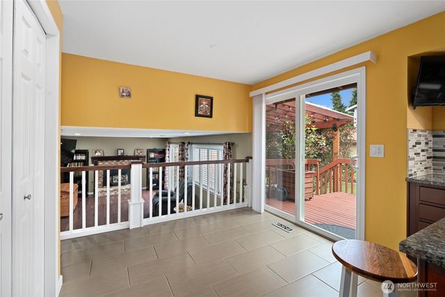 13616 SE 239th Street, Kent, WA 98042