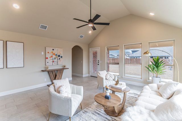 1240 Sylvia Street, Desoto, TX 75115