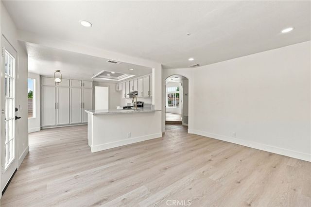 17794 Sandhurst, Fontana, CA 92336