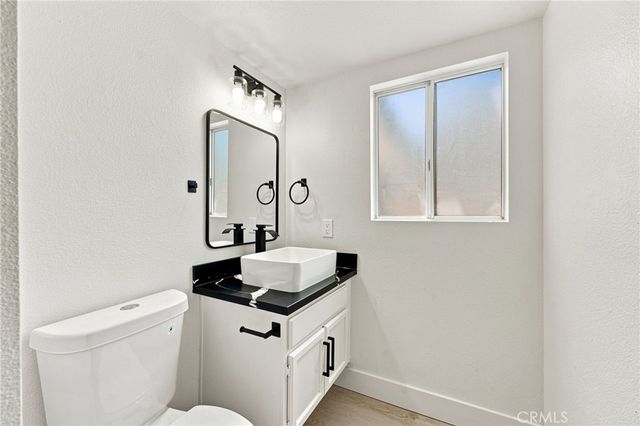 17794 Sandhurst, Fontana, CA 92336