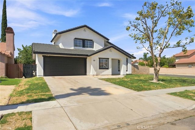 17794 Sandhurst, Fontana, CA 92336