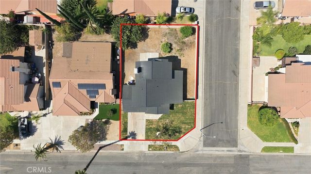 17794 Sandhurst, Fontana, CA 92336