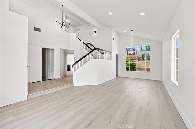 17794 Sandhurst, Fontana, CA 92336
