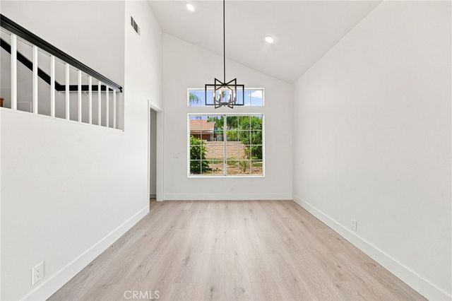 17794 Sandhurst, Fontana, CA 92336