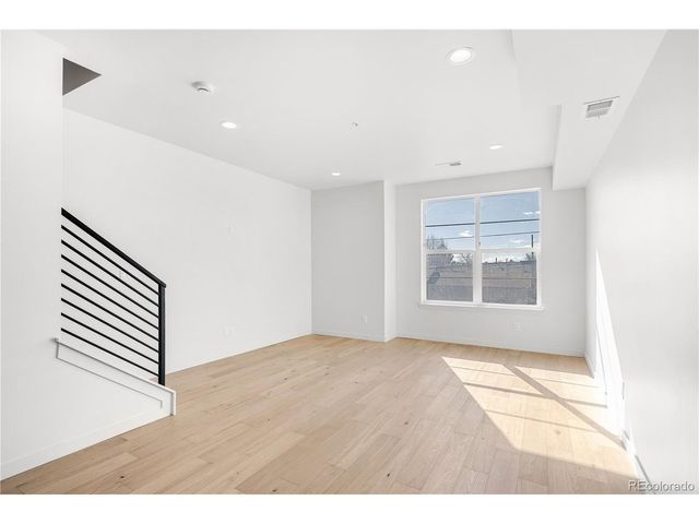 4829 W 10th Ave, Denver, CO 80204