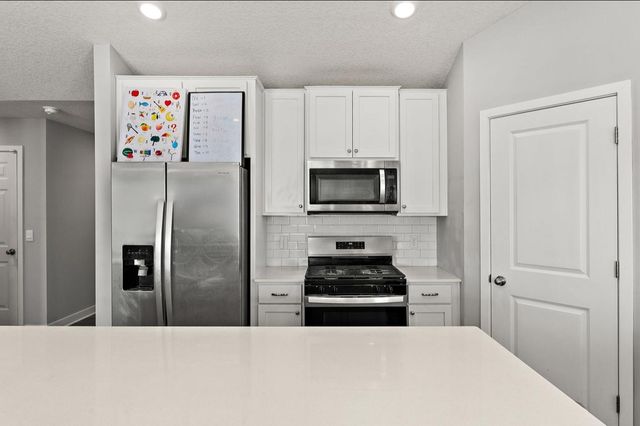 5124 Mustang Circle, Woodbury, MN 55129