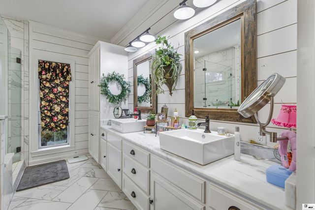 370 J T GRIGGS ROAD, Calhoun, LA 71225