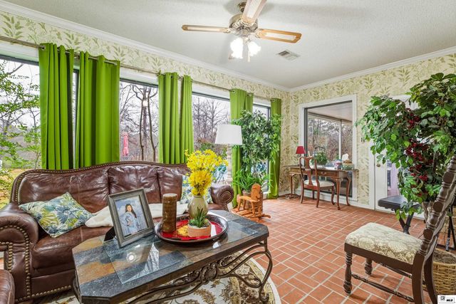 370 J T GRIGGS ROAD, Calhoun, LA 71225