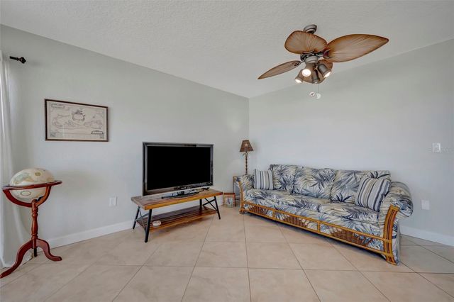 1105 GULF DRIVE S 2, Bradenton Beach, FL 34217