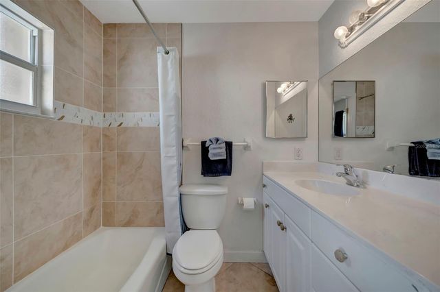 1105 GULF DRIVE S 2, Bradenton Beach, FL 34217
