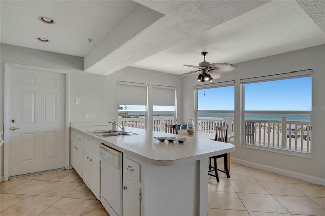 1105 GULF DRIVE S 2, Bradenton Beach, FL 34217