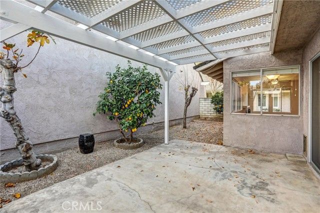 11430 Benton, Loma Linda, CA 92354